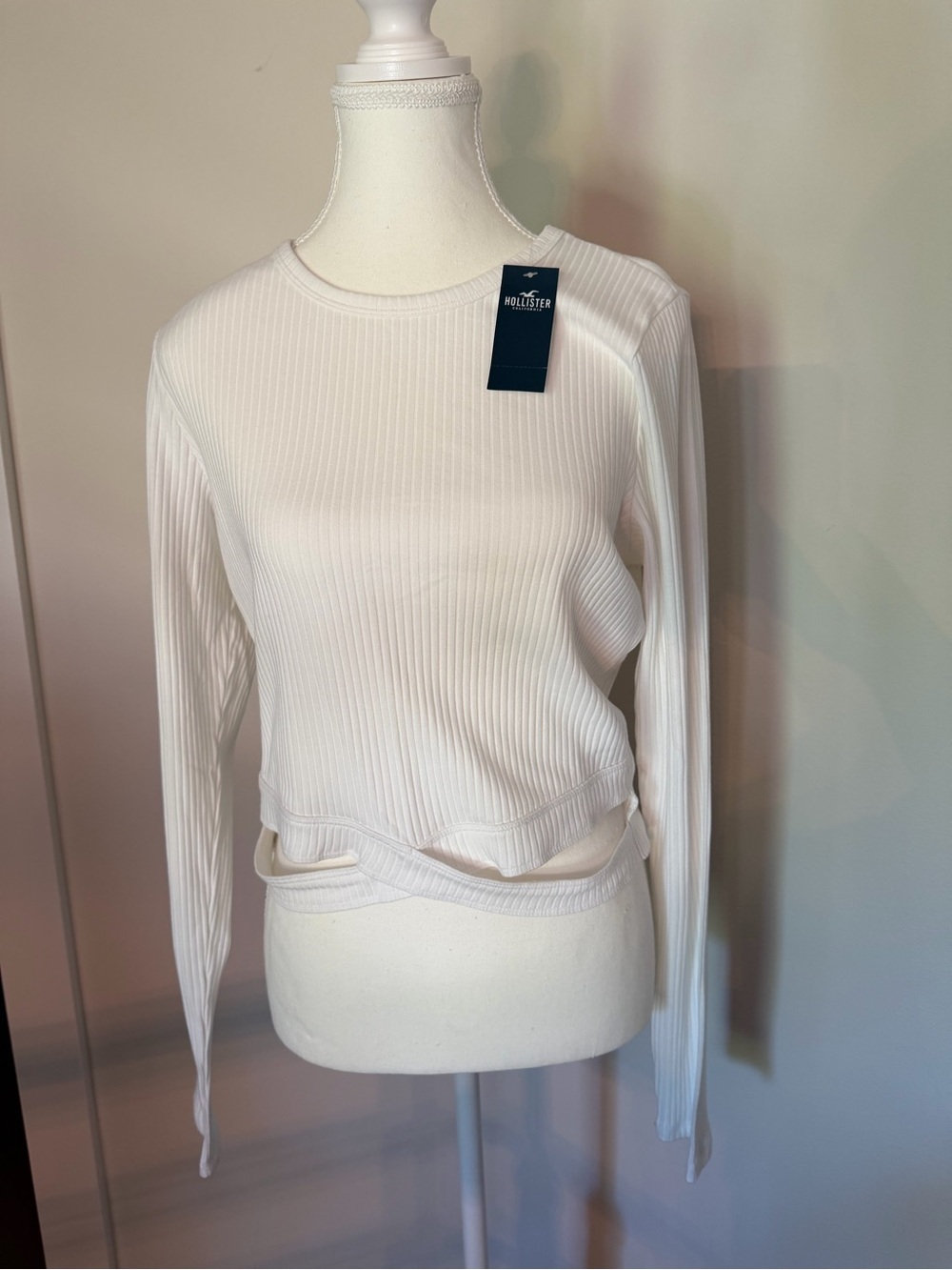Hollister White Rib-Knit Long Sleeve Top with Twist Hem